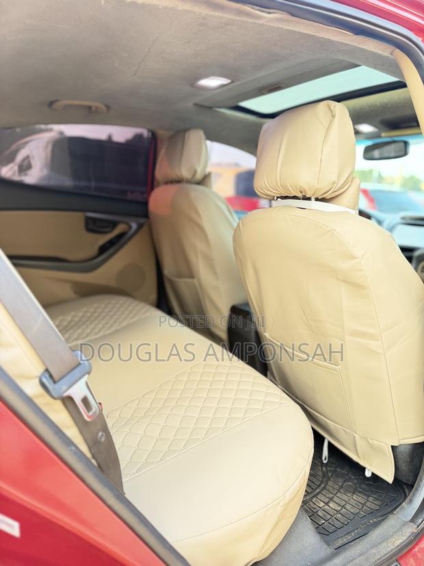 Hyundai Elantra 2013 Red