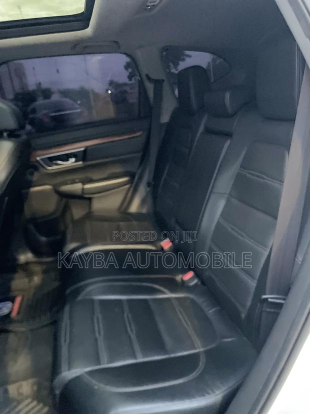Honda CR-V 2019 White