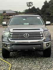 Toyota Tundra 2018 Gray for sale