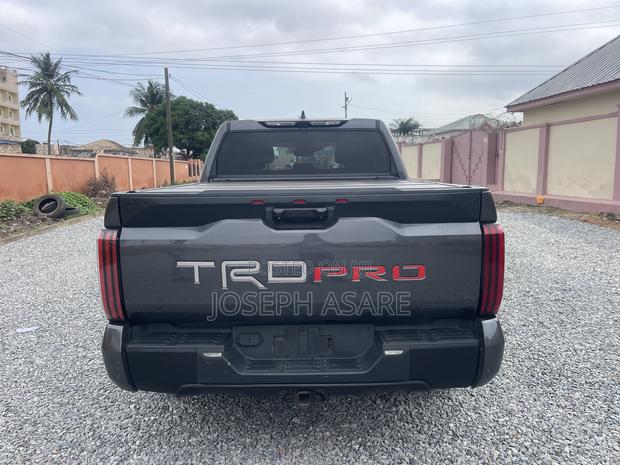 Toyota Tundra SR Double Cab 8.1' Bed 2024 Black