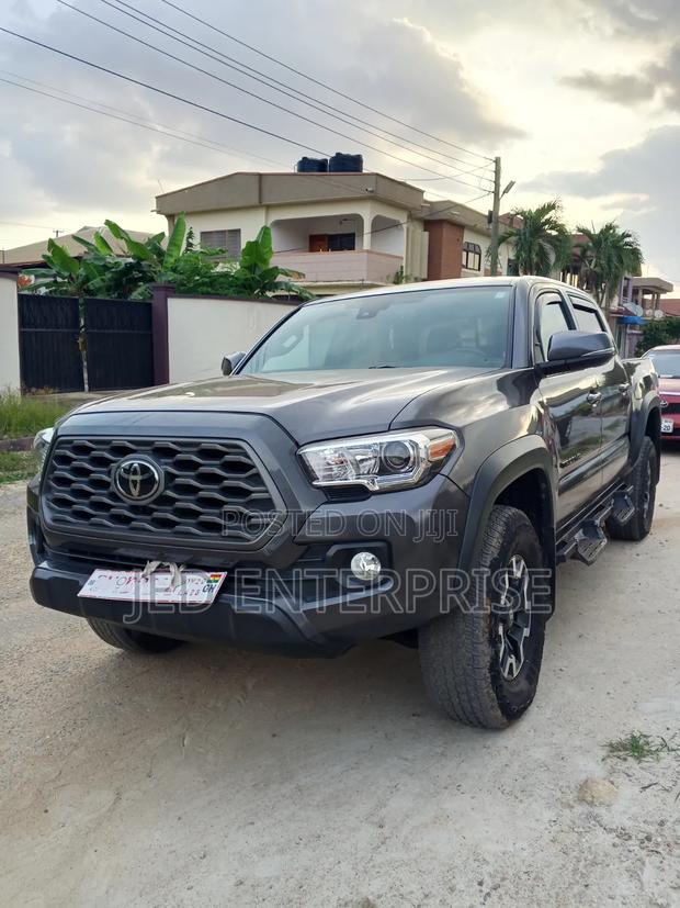 Toyota Tacoma 2023 Gray