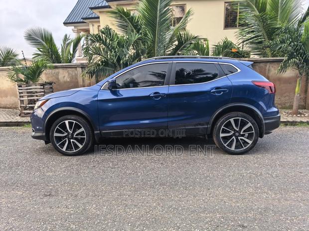 Nissan Rogue Sport 2018 Blue
