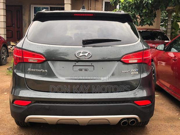 Hyundai Santa Fe Limited 4dr SUV (3.3L 6cyl 6A) 2015