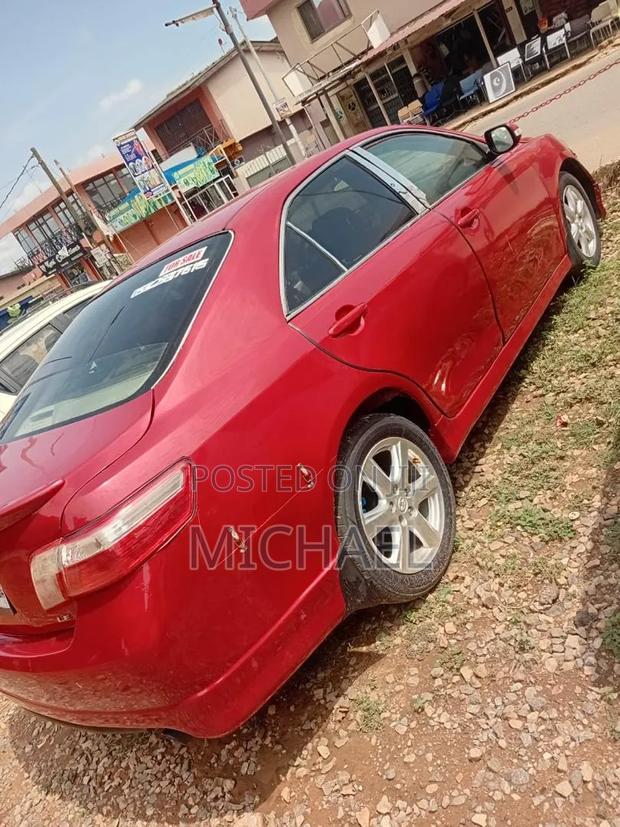 Toyota Camry 2010 Red