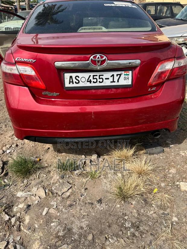 Toyota Camry 2010 Red