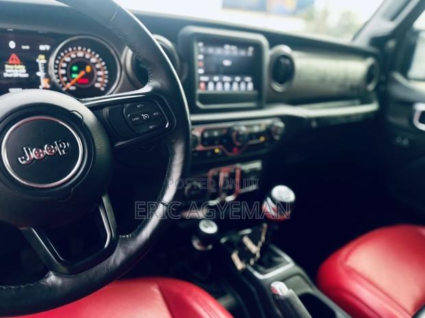 Jeep Cherokee 2018 Black