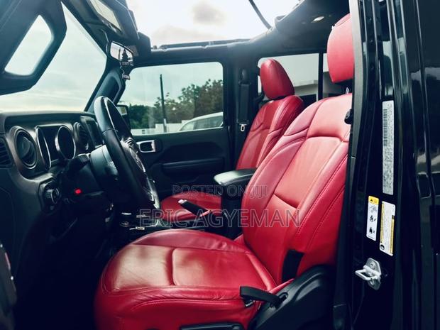 Jeep Cherokee 2018 Black