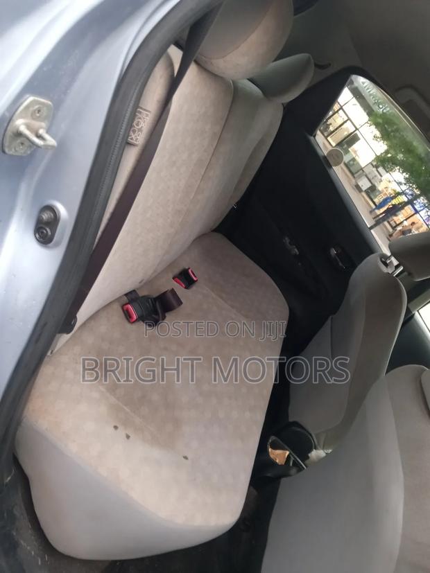 Toyota Vitz 2012 Blue