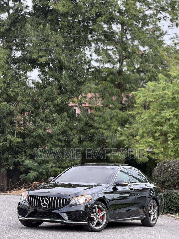 Mercedes-Benz C300 2017 Black