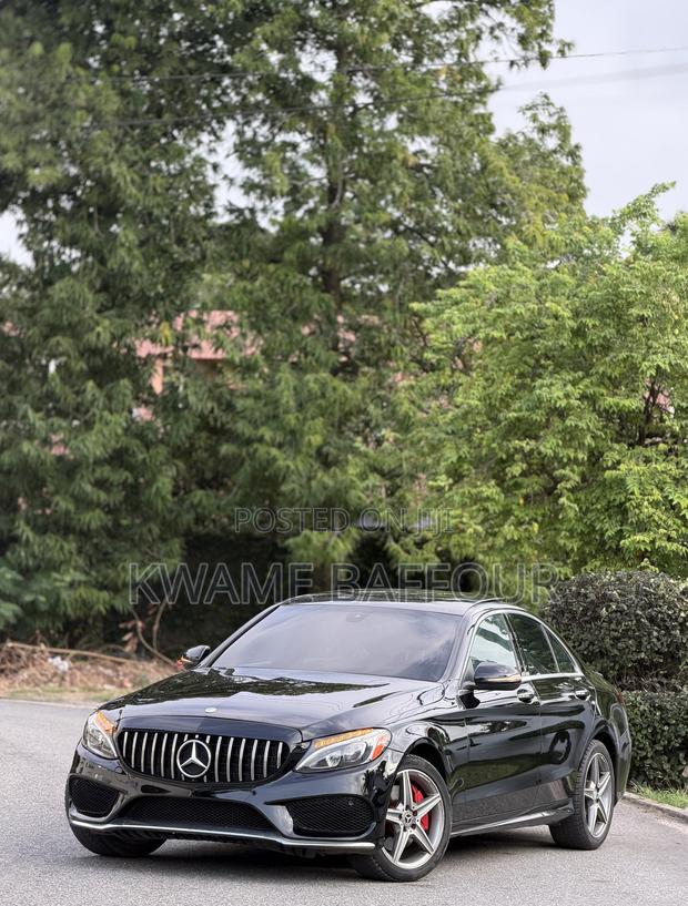 Mercedes-Benz C300 2017 Black