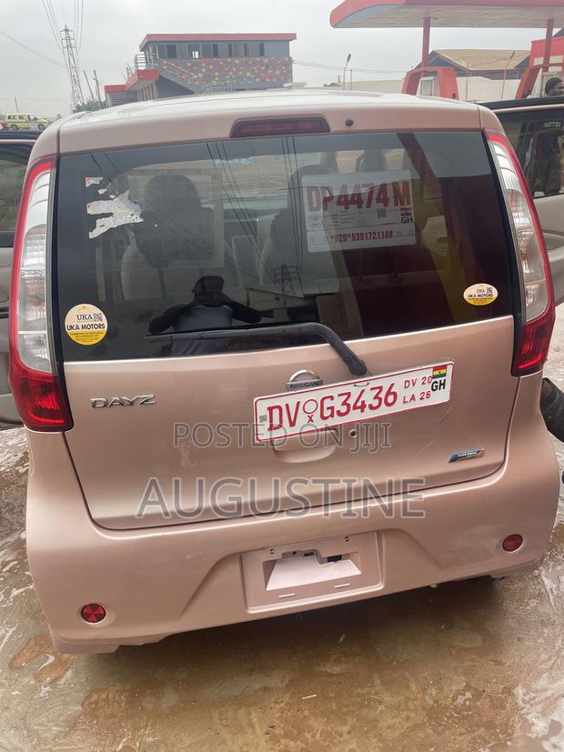 Nissan Dayz Highway Star G 2014 Gold