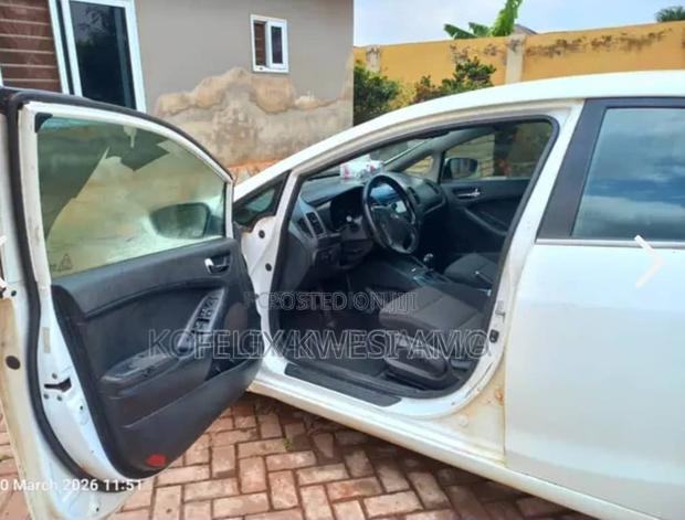 Kia Forte EX Sedan 2014 White