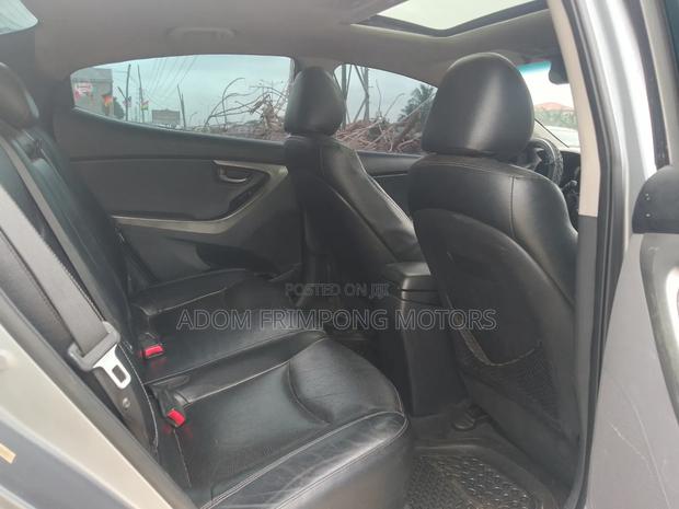 Hyundai Elantra 2012 Gray