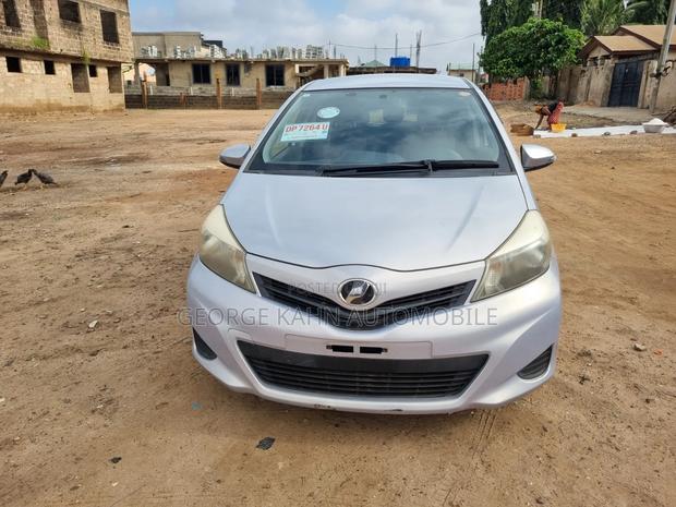 Toyota Vitz 1.3 AWD 5dr 2013