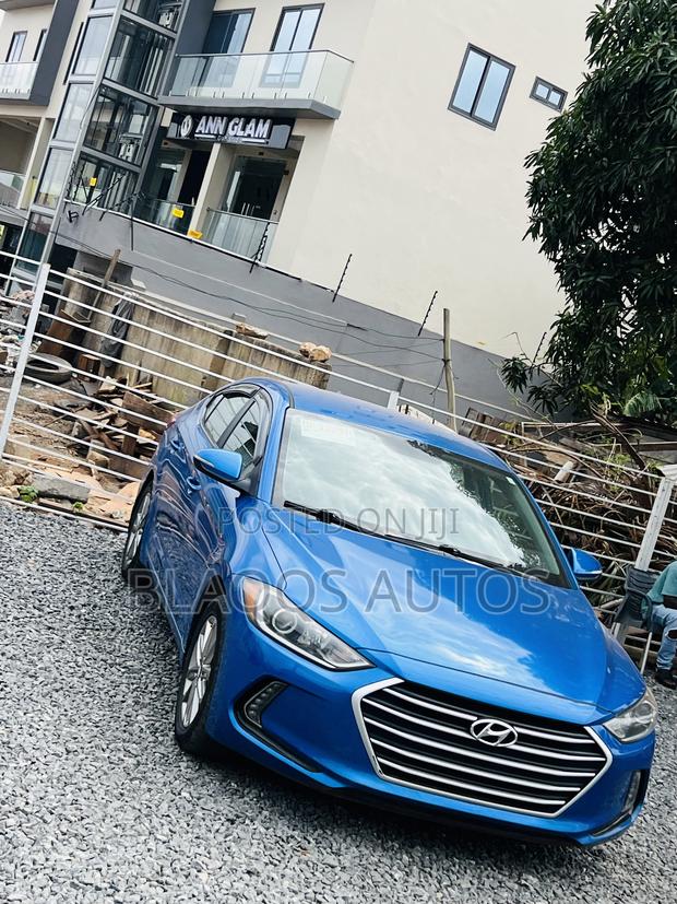 Hyundai Elantra 2016 Blue