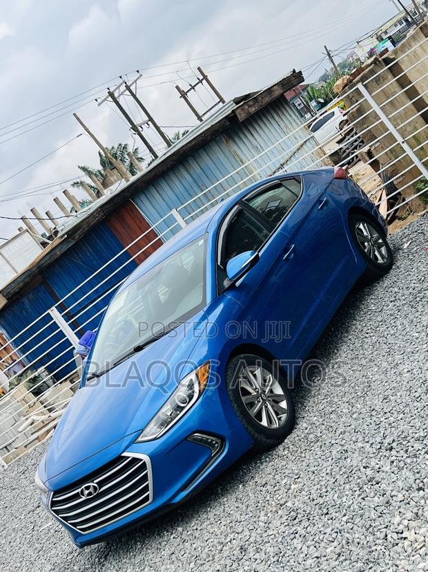 Hyundai Elantra 2016 Blue