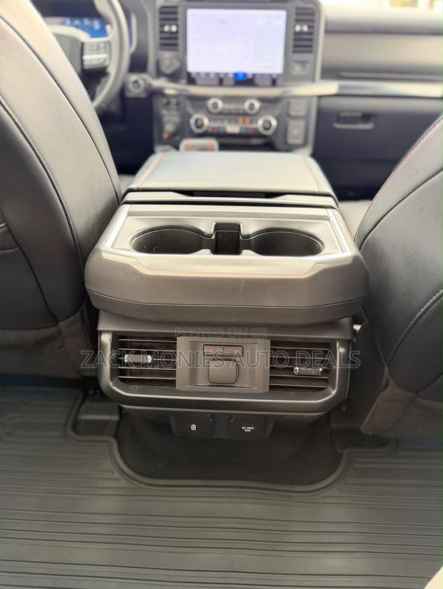Ford F-150 2025 White