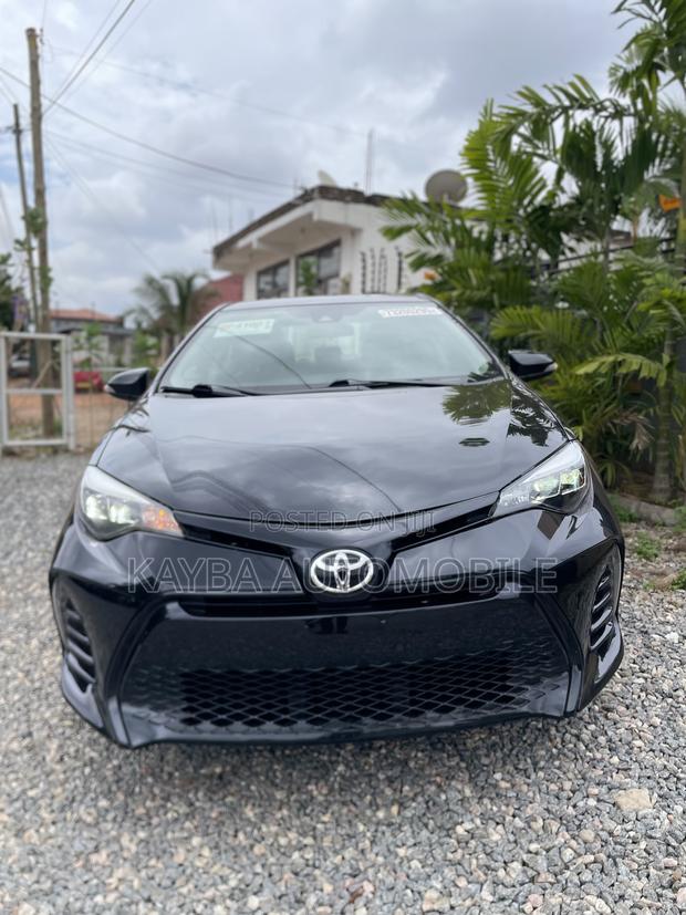 Toyota Corolla 2017 Black
