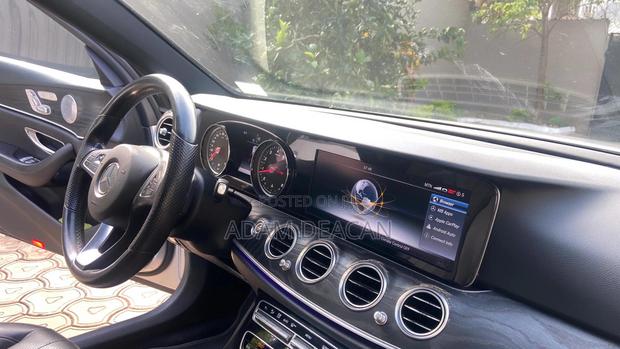 Mercedes-Benz E300 2017 Silver
