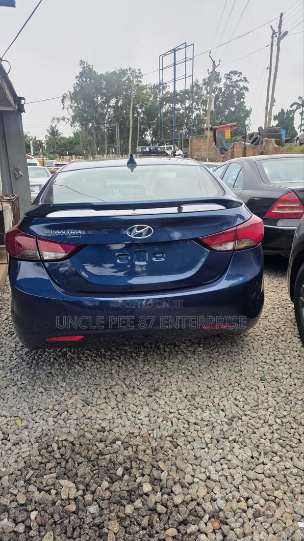 Hyundai Elantra 2016 Blue