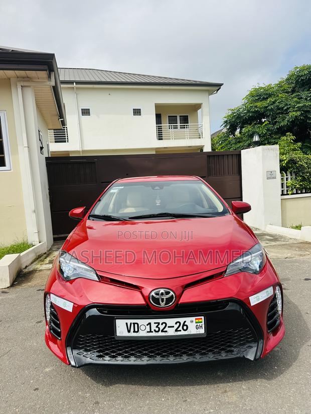 Toyota Corolla LE Eco (1.8L 4cyl 2A) 2018 Red