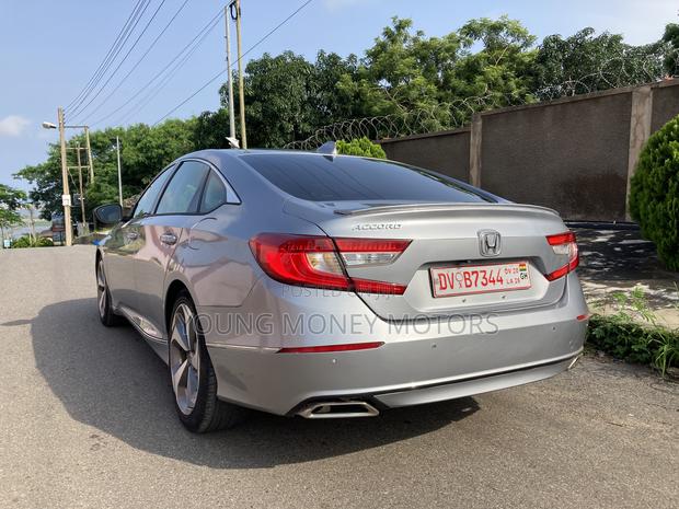 Honda Accord Touring 2.0T 2020 Silver