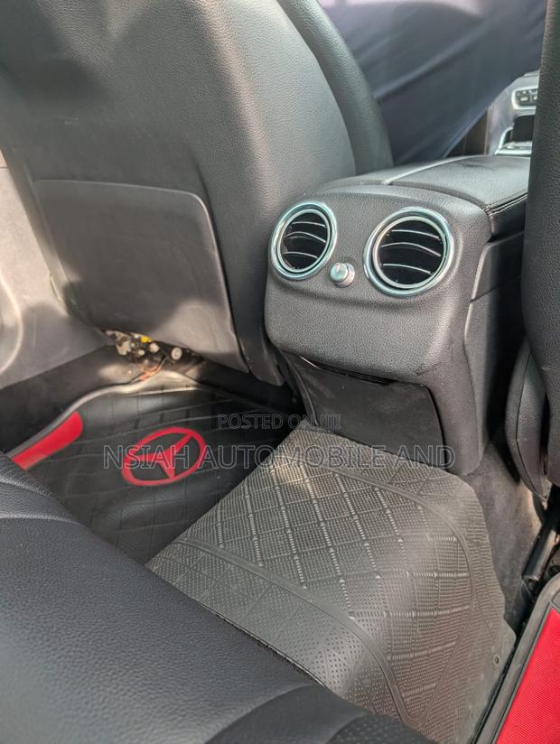 Mercedes-Benz C300 2015 Black