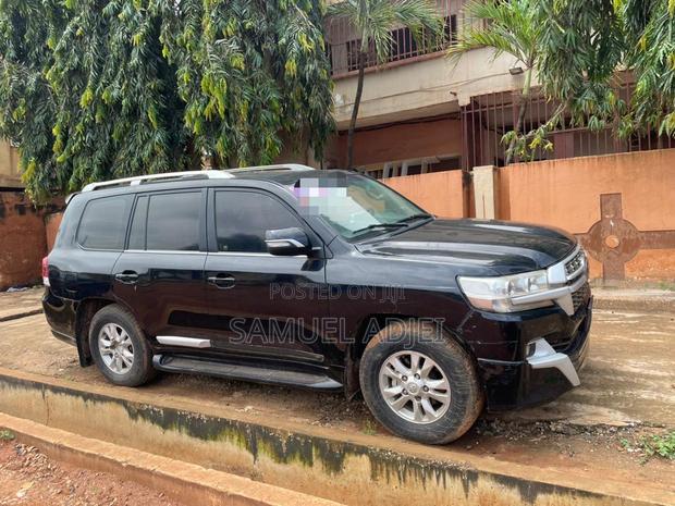 Toyota Land Cruiser 2014 Black