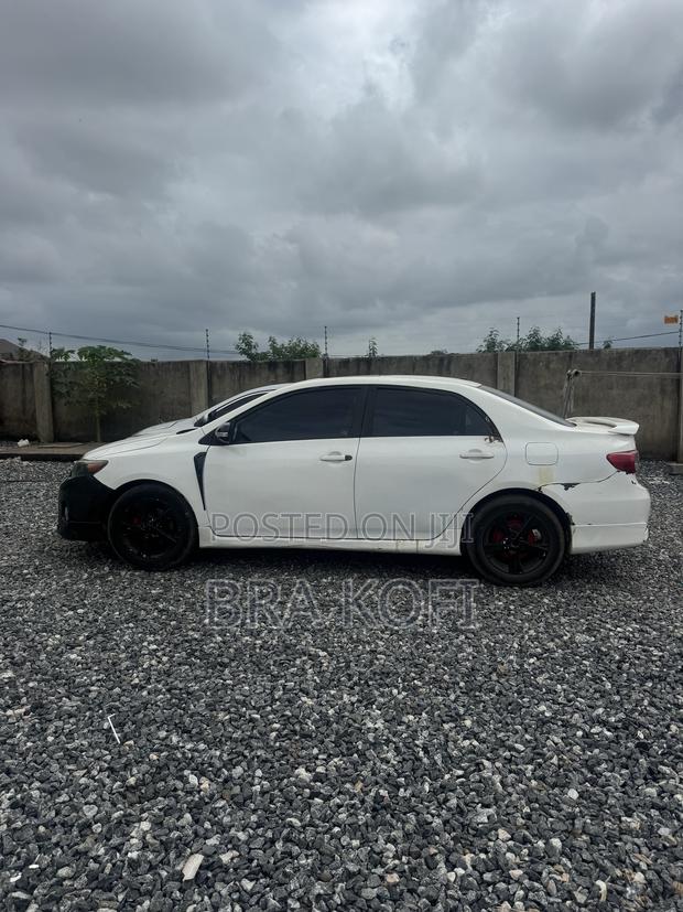 Toyota Corolla S 4dr Sedan (1.8L 4cyl 4A) 2012 White