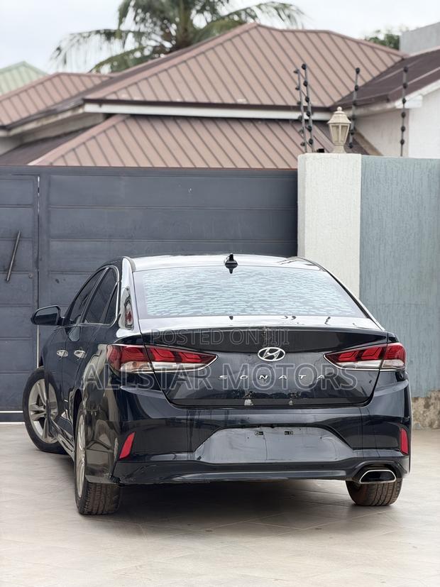 Hyundai Sonata SE 2018 Black