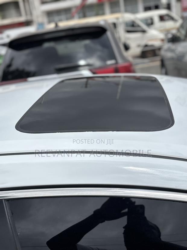 Honda Civic EX-L Sedan 2020 White
