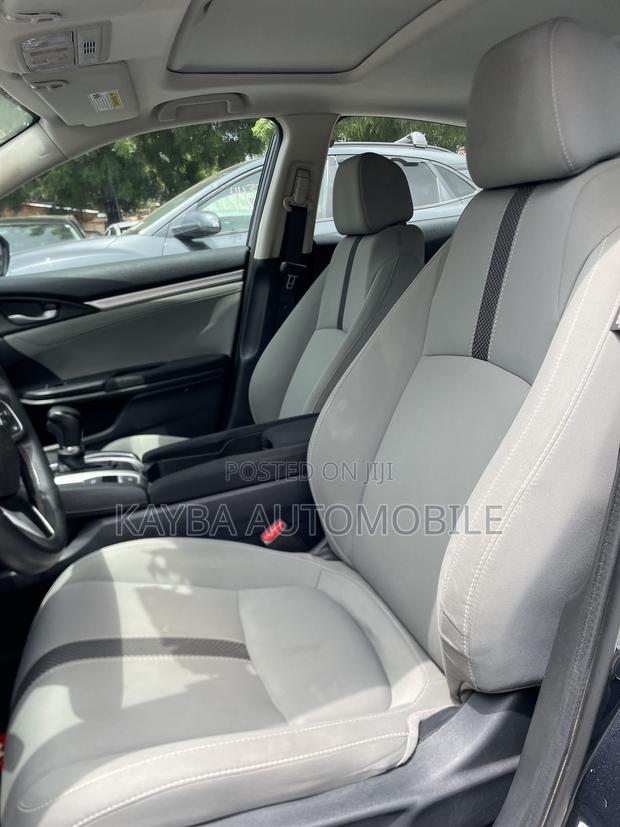 Honda Civic 2020 Gray