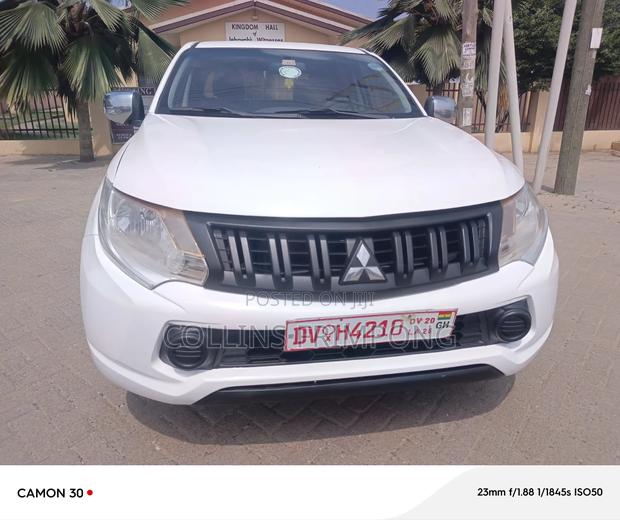 Mitsubishi L200 Double Cab 2.2 4WD 2016 White