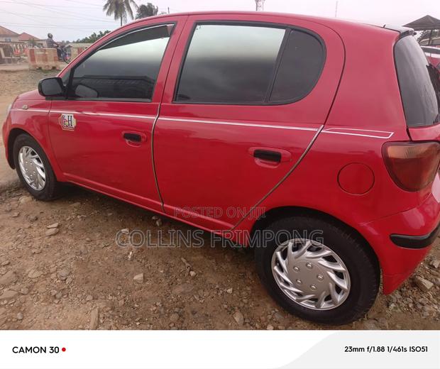 Toyota Yaris 2006 Red