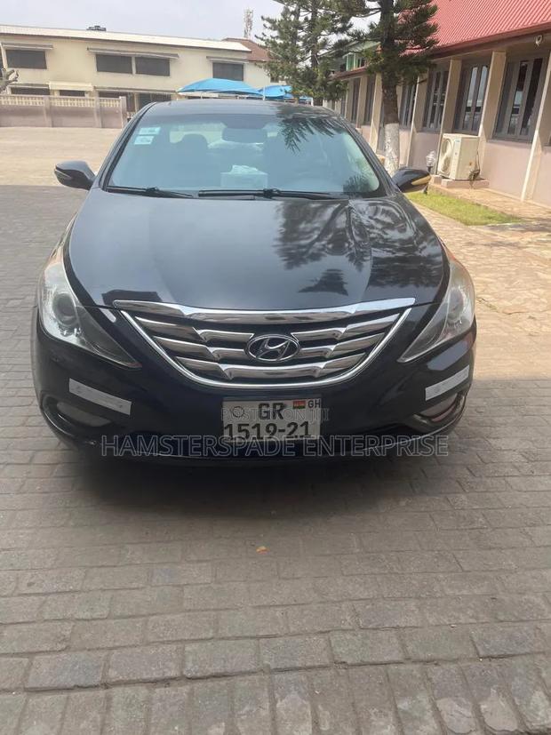 Hyundai Sonata 2013 Black