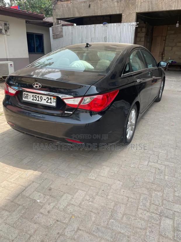 Hyundai Sonata 2013 Black