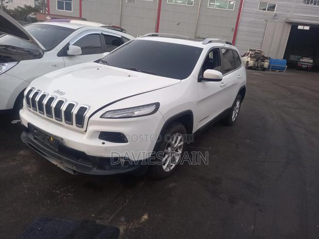 Jeep Cherokee 2017 White