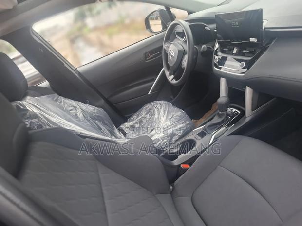 New Toyota Corolla Cross Hybrid 2025 Black
