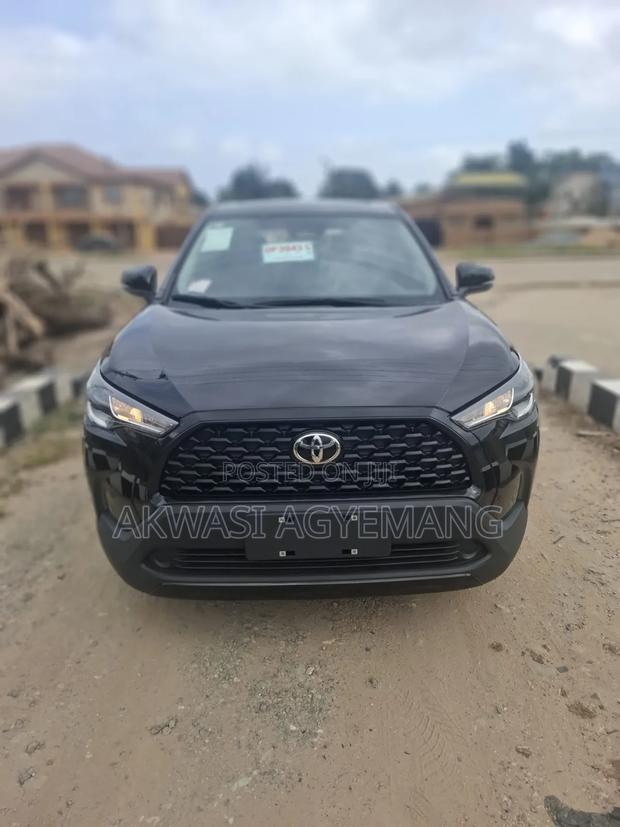 New Toyota Corolla Cross Hybrid 2025 Black