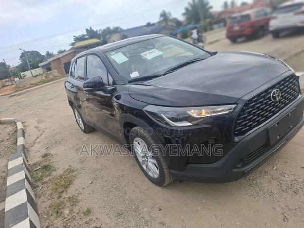 New Toyota Corolla Cross Hybrid 2025 Black