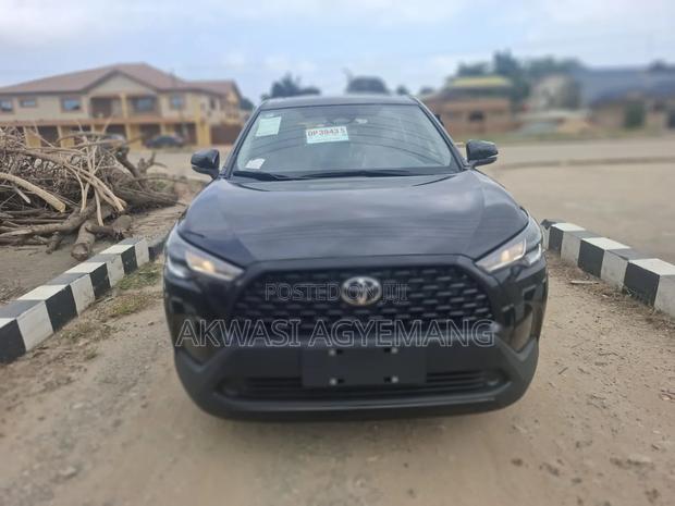 New Toyota Corolla Cross Hybrid 2025 Black