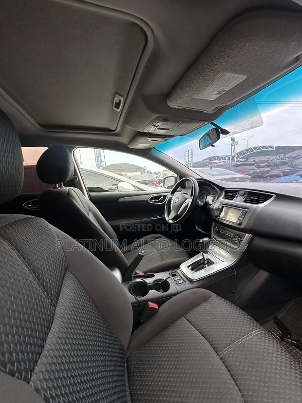 Nissan Sentra SR 2016 Gray