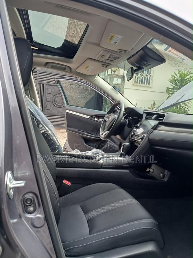 Honda Civic EX 2021 Gray