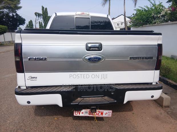 Ford F-150 Platinum 4dr SuperCrew 4WD 5.5 ft. SB (5.0L 8cyl 6A) 2015 White