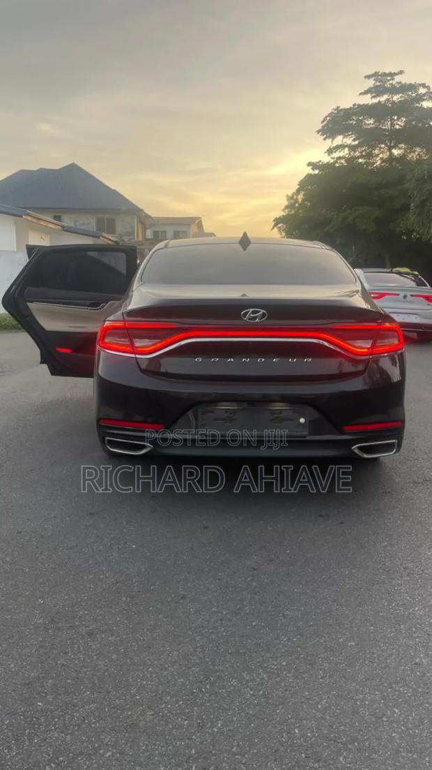 Hyundai Grandeur 2017 Black