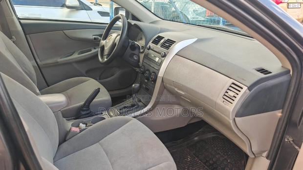 Toyota Corolla 2013 Gray