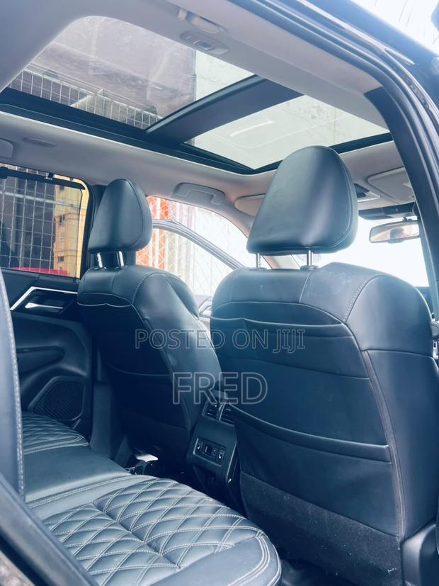 Mitsubishi Outlander SEL 2023 Black