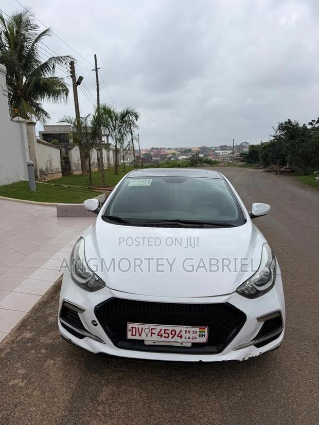 Hyundai Elantra 2016 White