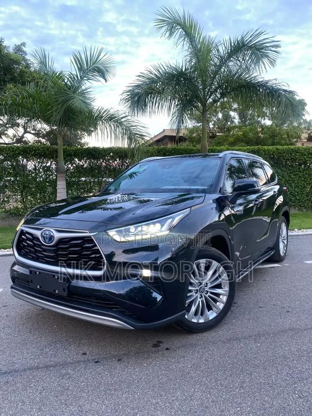 Toyota Highlander 2022 Black