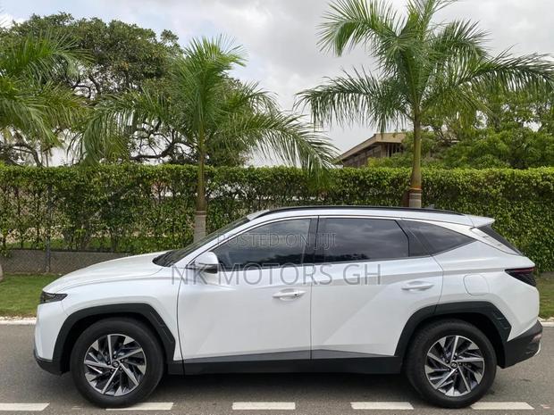 Hyundai Tucson 2022 White